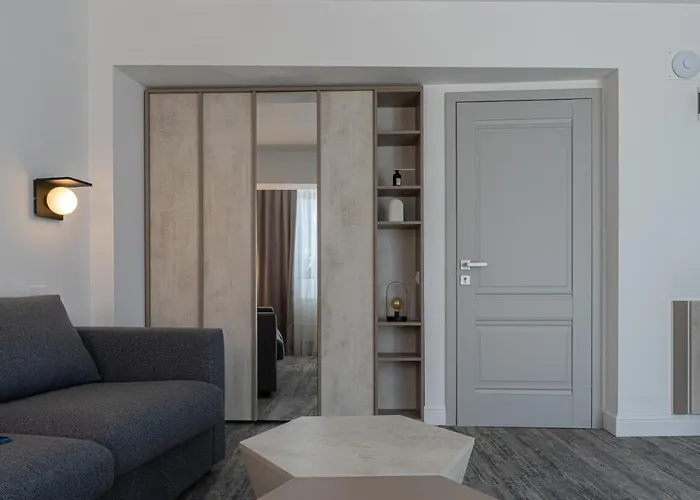 Отель Olympic Boutique 4*